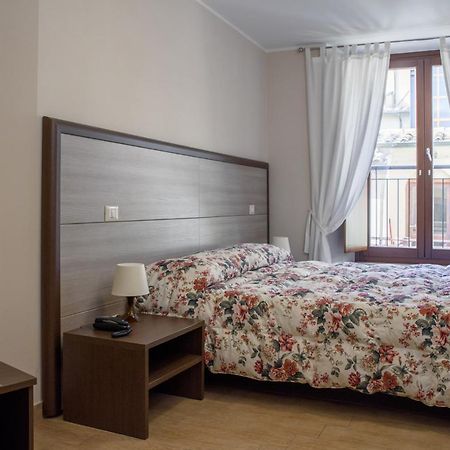 Flora Hotel Τόντι Εξωτερικό φωτογραφία