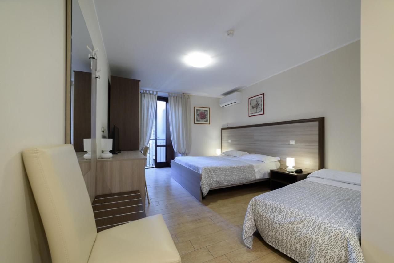 Flora Hotel Τόντι Εξωτερικό φωτογραφία