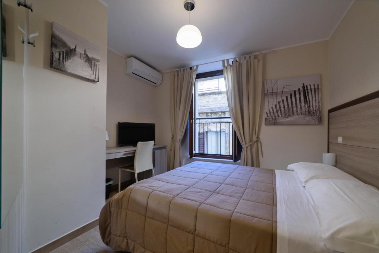 Flora Hotel Τόντι Εξωτερικό φωτογραφία