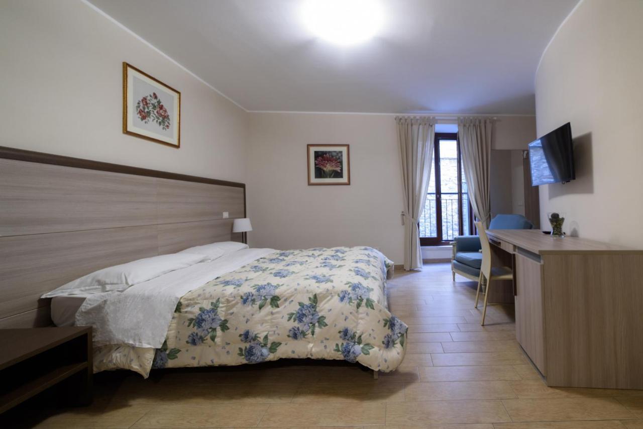 Flora Hotel Τόντι Εξωτερικό φωτογραφία