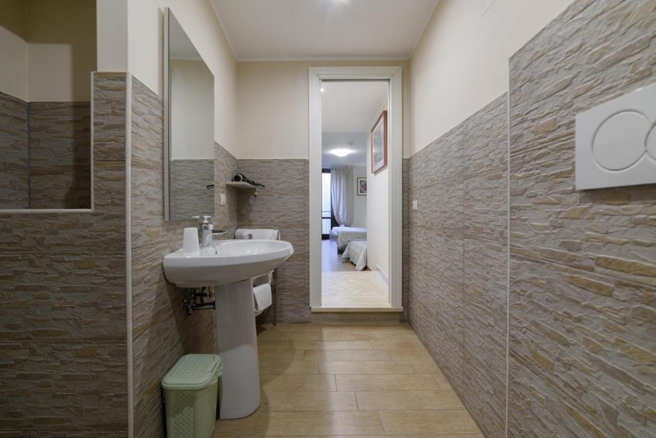 Flora Hotel Τόντι Εξωτερικό φωτογραφία