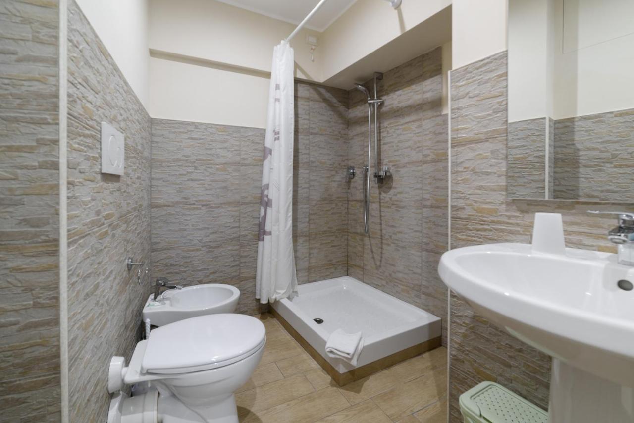 Flora Hotel Τόντι Εξωτερικό φωτογραφία